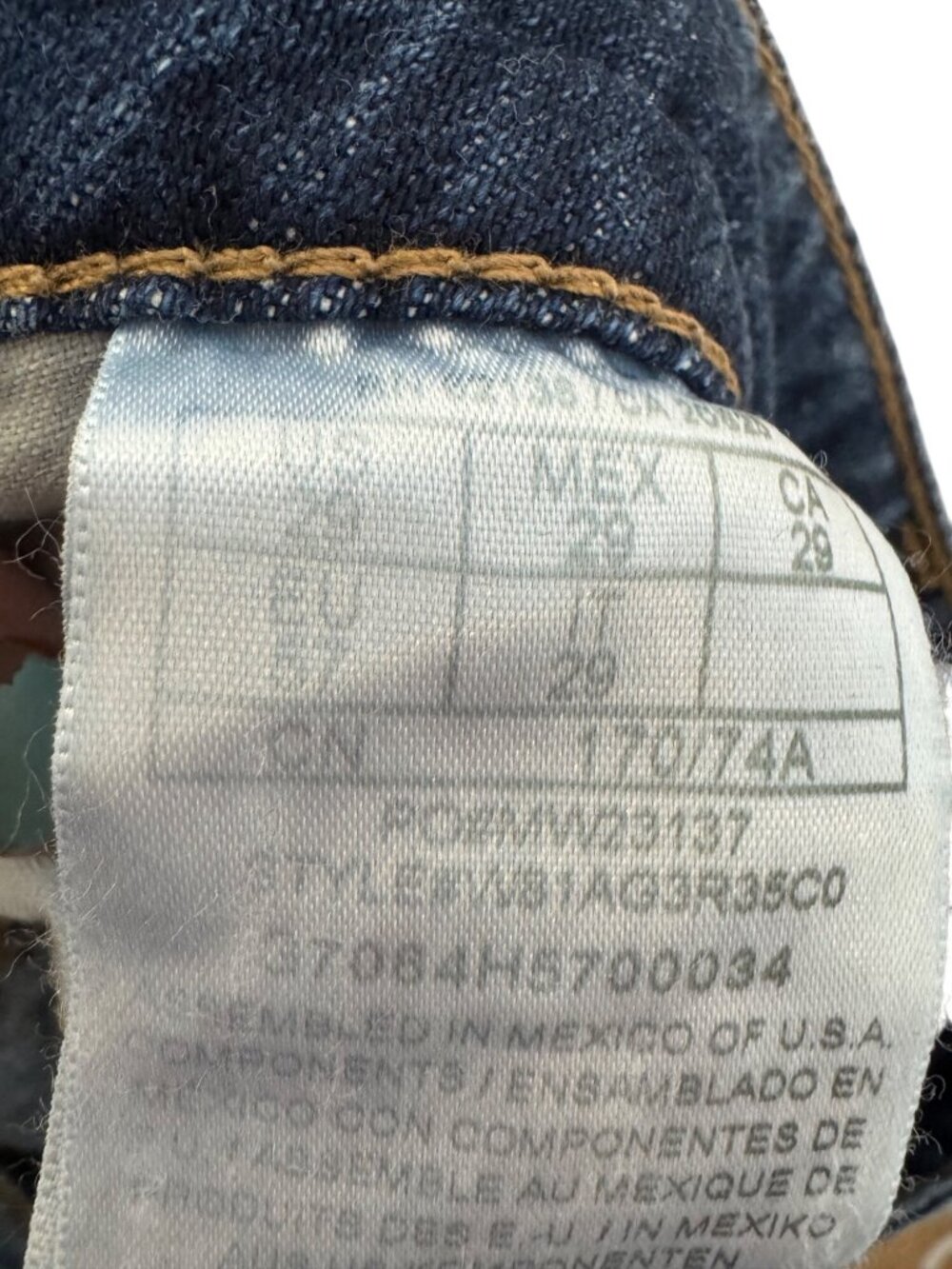 Guess Womens Tomboy Fit Dark Wash Denim Jeans Size 28 - Picture 3 of 8